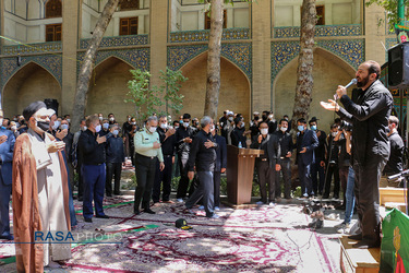 برگزاری نماز جماعت ظهر عاشورا دراصفهان